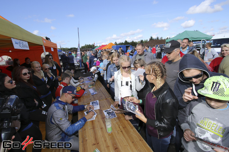 Jānis Baumanis kļūst par Igaunijas rallijkrosa čempionu SuperCar klasē