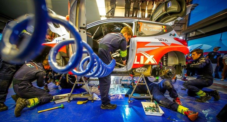 Ožjē avarē, Mikelsens izcīna pirmo uzvaru WRC karjerā