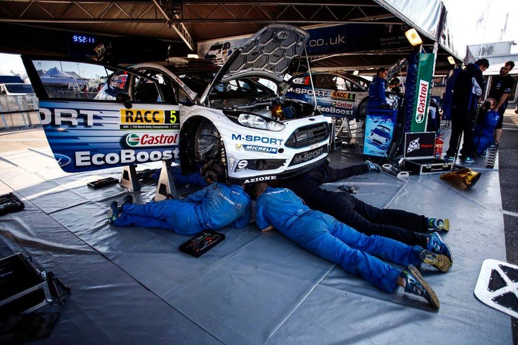 Ožjē avarē, Mikelsens izcīna pirmo uzvaru WRC karjerā