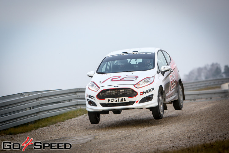 Baltijas rallija braucēji iemēģina jauno 'Ford Fiesta R2T'