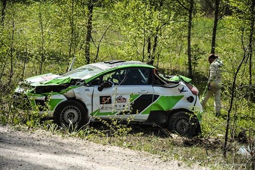 Kurzemes rallija iespaidīgās avārijas