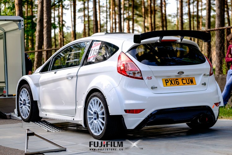 Minišosejas treniņā Biķerniekos debitē 'Ford Fiesta R5'