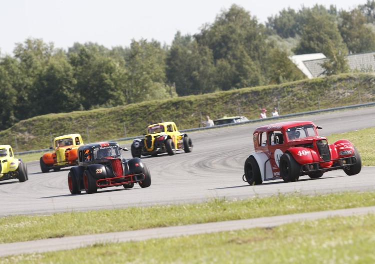 NEZ Legend Car čempionāta 1. posms Pērnavā