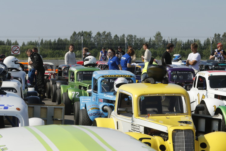 NEZ Legend Car čempionāta 1. posms Pērnavā