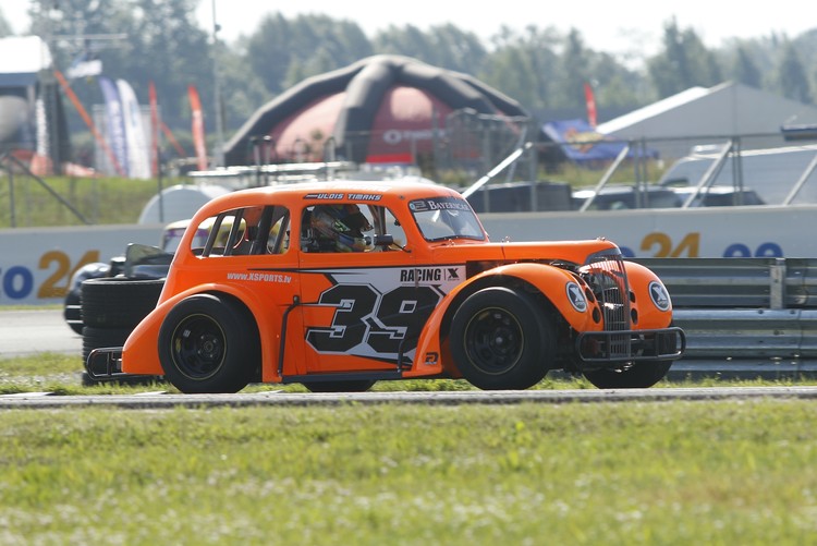 NEZ Legend Car čempionāta 1. posms Pērnavā