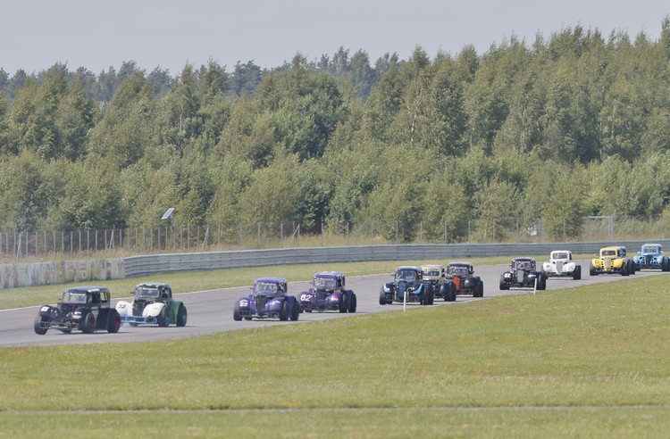 NEZ Legend Car čempionāta 1. posms Pērnavā