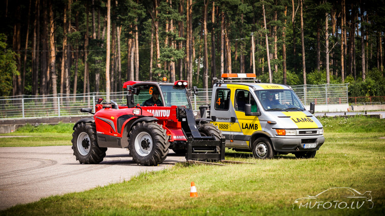 NEZ rallijkrosa 2. posms Biķernieku trasē (Mārtiņš Vanags)