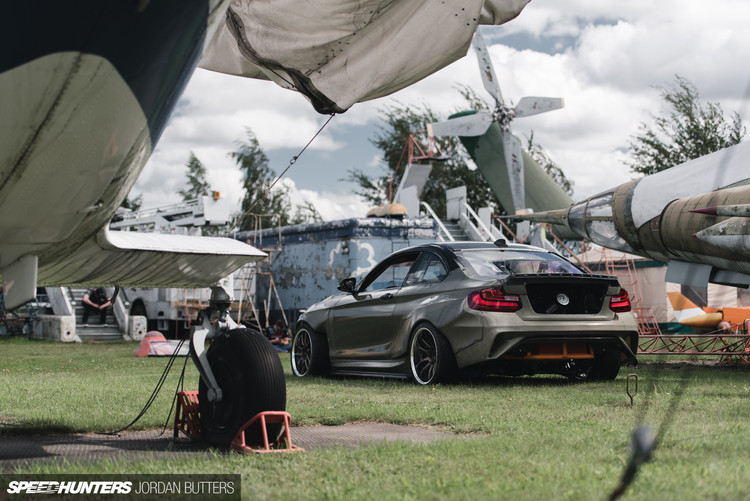 HGK uzbūvē iespaidīgu 'BMW F22 Eurofighter' drifta auto