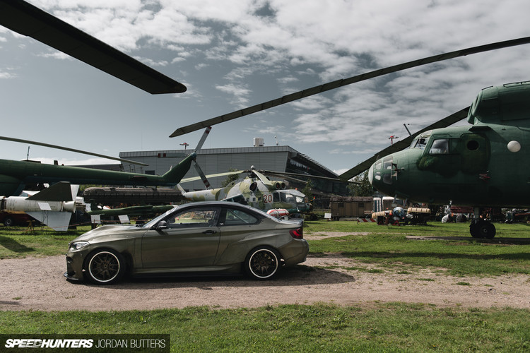 HGK uzbūvē iespaidīgu 'BMW F22 Eurofighter' drifta auto