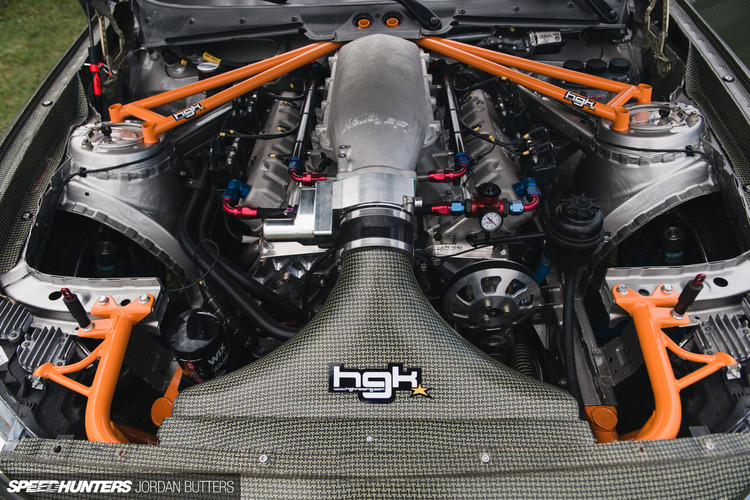HGK uzbūvē iespaidīgu 'BMW F22 Eurofighter' drifta auto