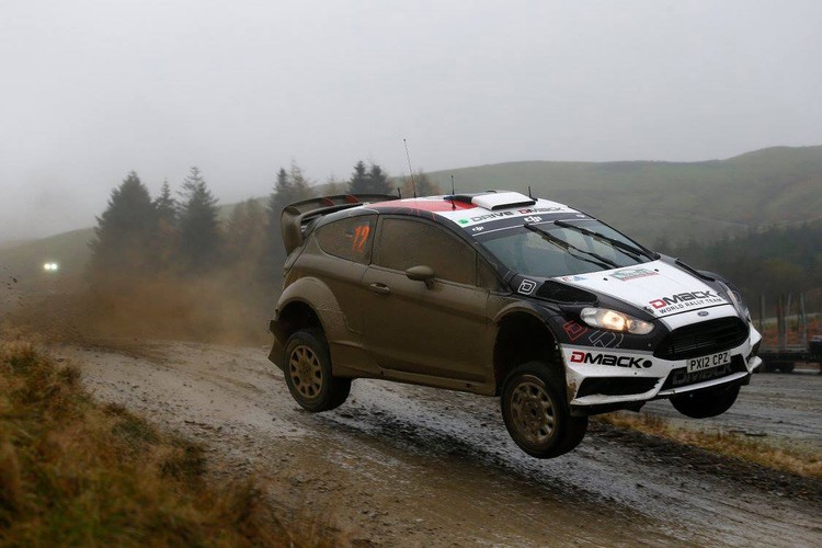 Velsas WRC dubļu rallijs