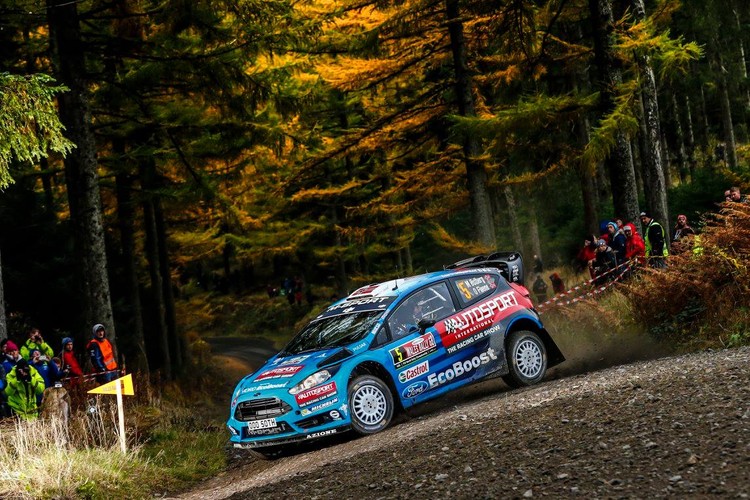 Velsas WRC dubļu rallijs