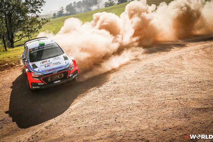 Putekļiem bagātais Austrālijas WRC rallijs