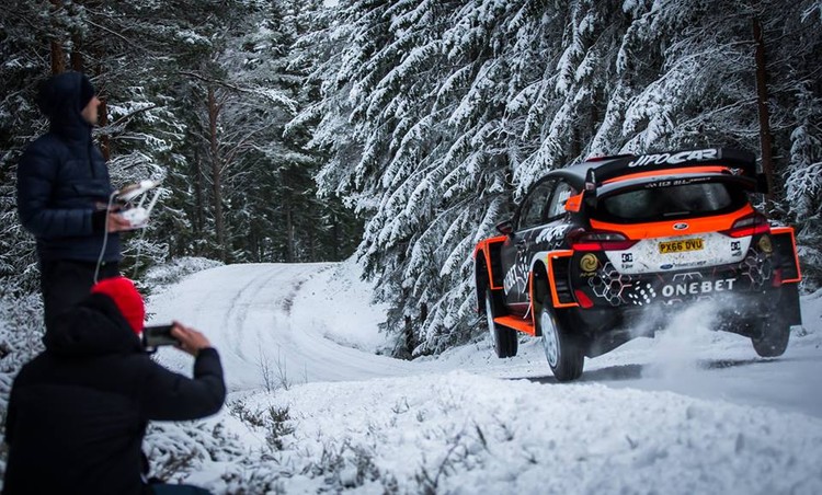 Prokopa un Ostberga komanda testē jauno 'Ford Fiesta WRC'