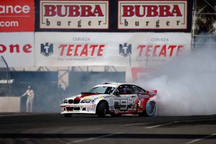 Longbīčas ielās startē jaunā 'Formula Drift' sezona