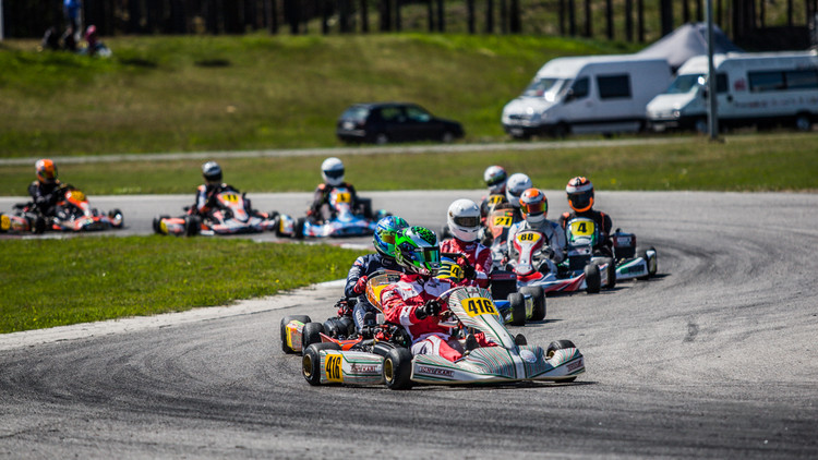 Ziemeļeiropas lielākās sporta kartingu sacensības 333 trasē