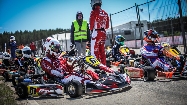 Ziemeļeiropas lielākās sporta kartingu sacensības 333 trasē