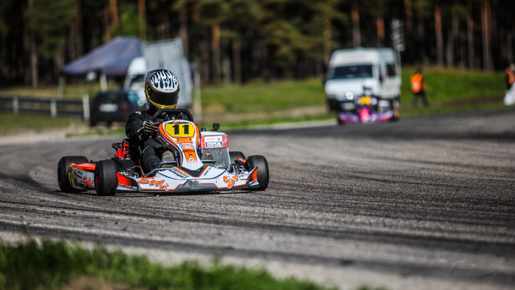 Ziemeļeiropas lielākās sporta kartingu sacensības 333 trasē