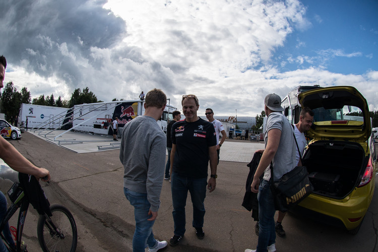 Komandas ierodas uz 'Neste World RX of Latvia'