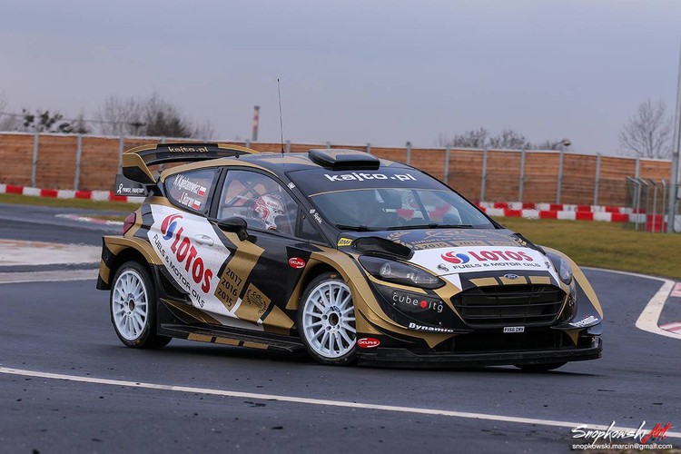 ERČ čempions iemēģina jauno 'Ford Fiesta WRC'