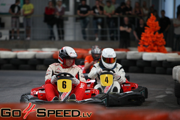 Fani vs rallija braucēji