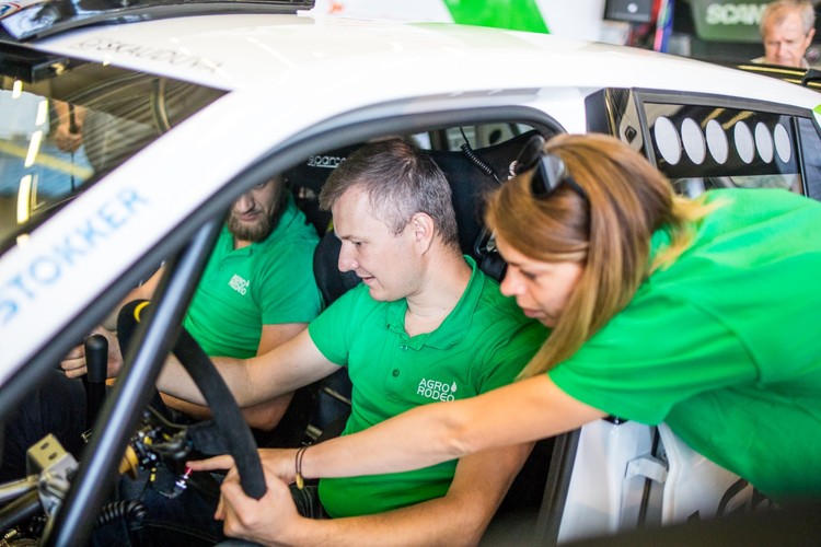 Žala un Mālnieks prezentē 'Škoda Fabia R5'