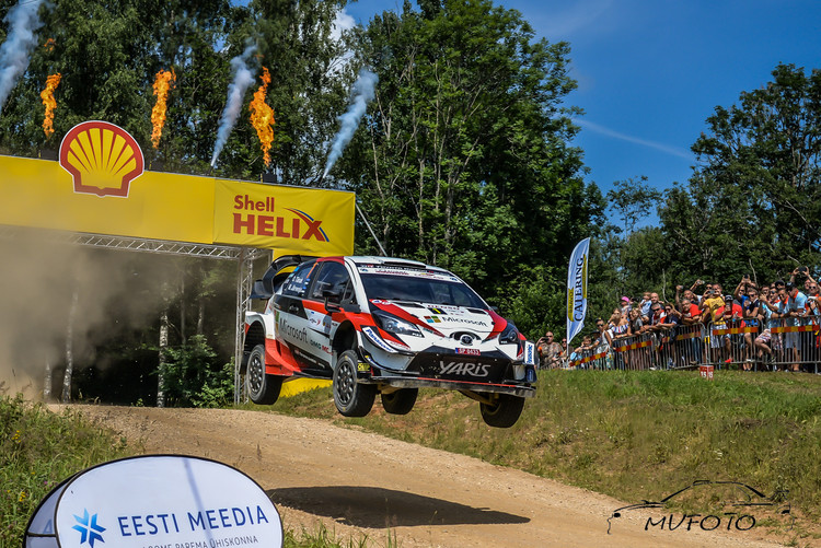 Tramplīniem bagātā Rally Estonia 1. diena