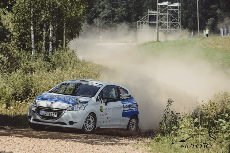 Tramplīniem bagātā Rally Estonia 1. diena