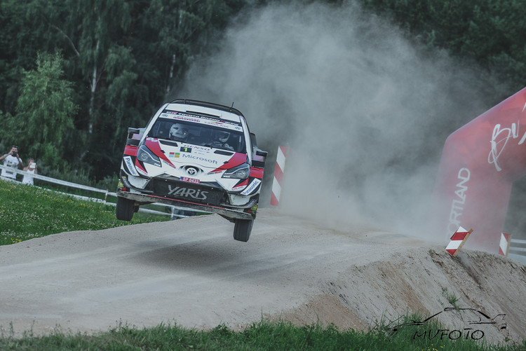 Tramplīniem bagātā Rally Estonia 1. diena