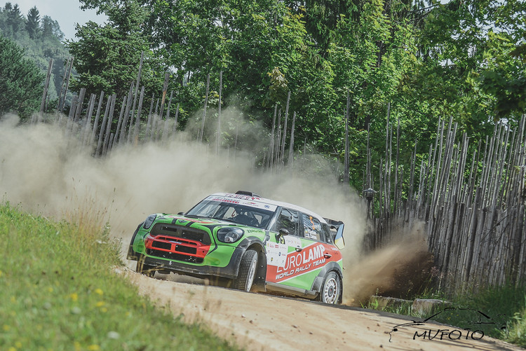 Tramplīniem bagātā Rally Estonia 1. diena