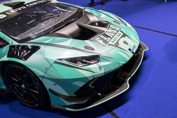 Flash Racing prezentē jauno Lamborghini Huracan 