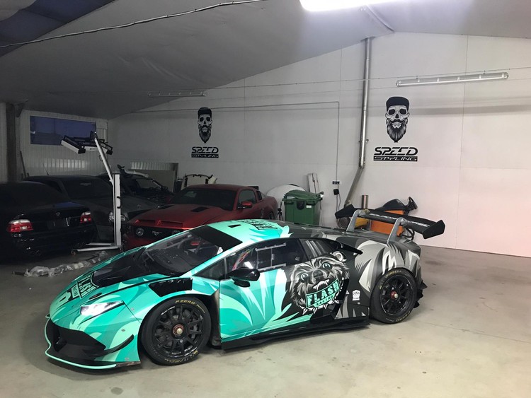 Flash Racing prezentē jauno Lamborghini Huracan 