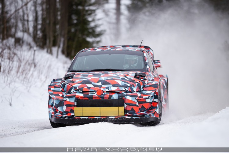 'Toyota' testē 2021.gada 'GR Yaris WRC'