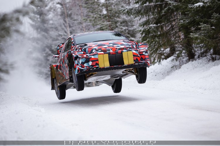 'Toyota' testē 2021.gada 'GR Yaris WRC'