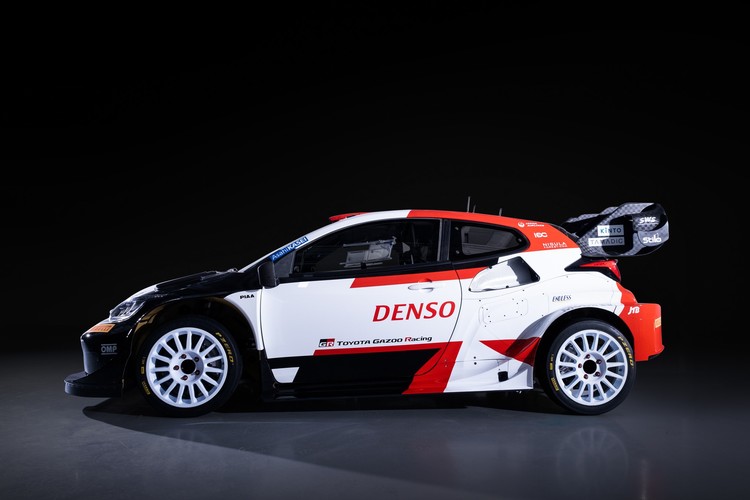 WRC komandas atrāda rallija mašīnu jaunos dizainus