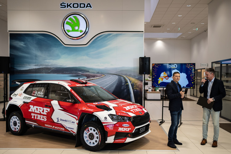 Sesks/Francis atrāda jauno 'Škoda Fabia RS Rally2'