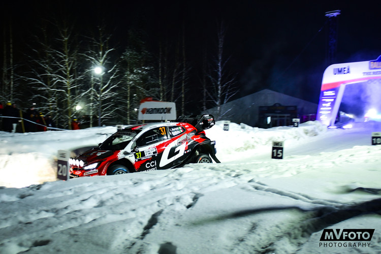 Zviedrijas WRC 1.diena