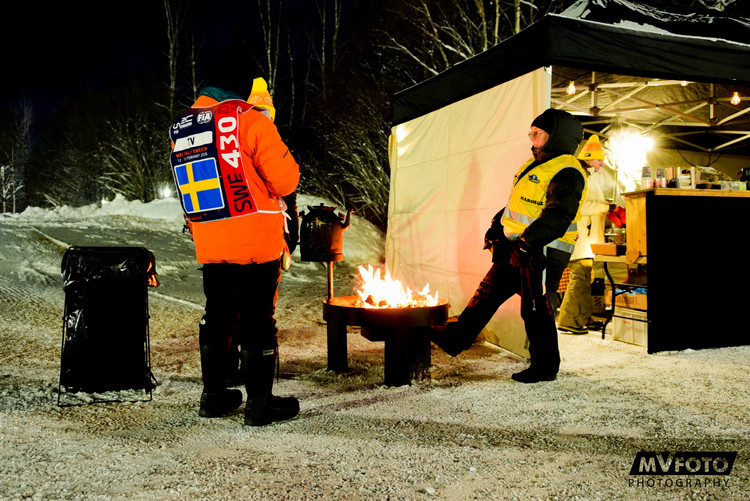 Zviedrijas WRC 1.diena