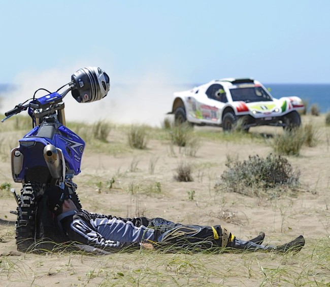 Kāpas un kritieni jeb sarežģītais Dakāras rallijs