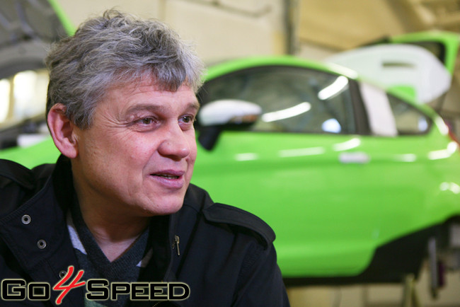 Ciemos pie Pētera Neikšāna un topošajām Ford Fiesta R2