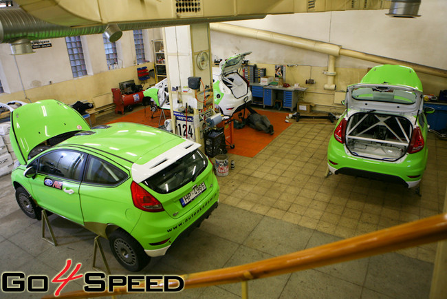 Ciemos pie Pētera Neikšāna un topošajām Ford Fiesta R2