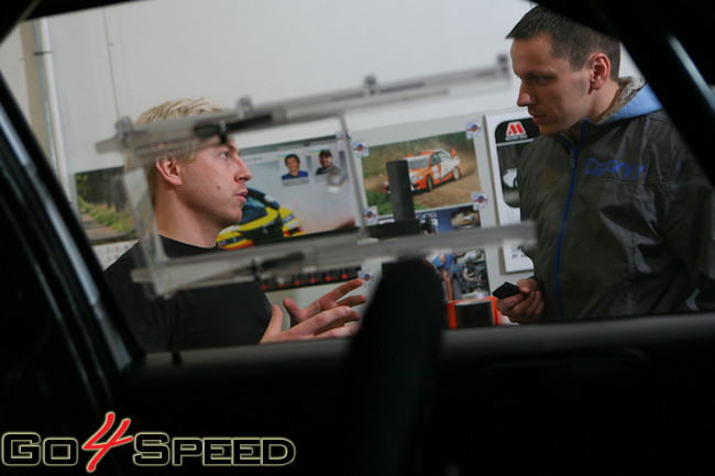 Ciemos pie Neiksans Rally Sport