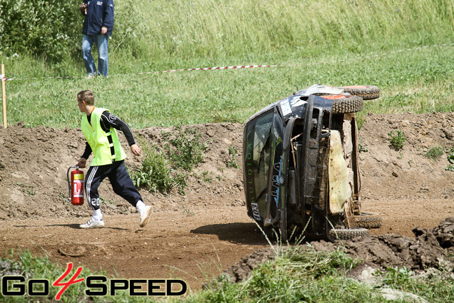 Kūleņiem bagātais autokrosa čempionāta 3. posms Vecpilī