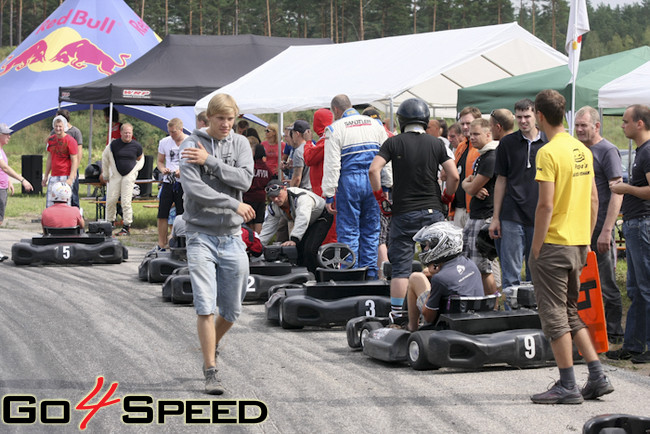 Izturības sacensības kartingā LEMANS 350