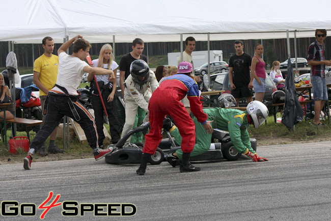 Izturības sacensības kartingā LEMANS 350