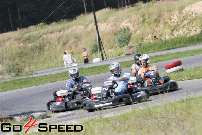 Izturības sacensības kartingā LEMANS 350