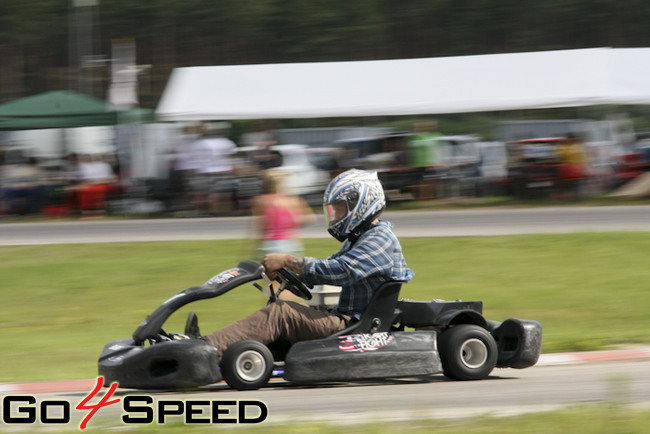 Izturības sacensības kartingā LEMANS 350