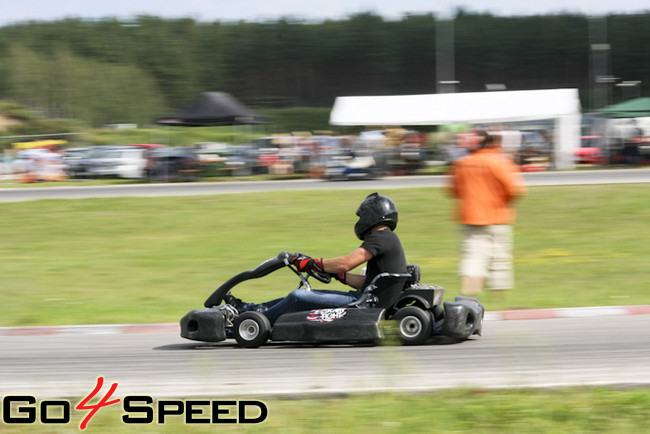 Izturības sacensības kartingā LEMANS 350