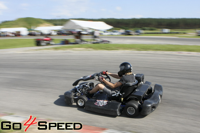 Izturības sacensības kartingā LEMANS 350