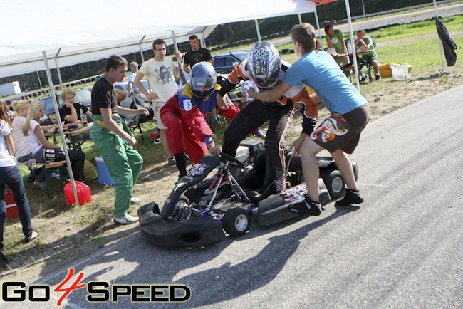 Izturības sacensības kartingā LEMANS 350